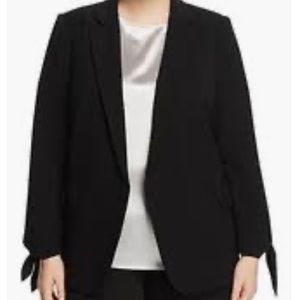 Lafayette 148 New York black blazer